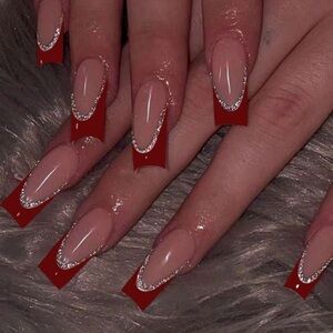 24pc Press On Nail Set from the Nail Bar 💅